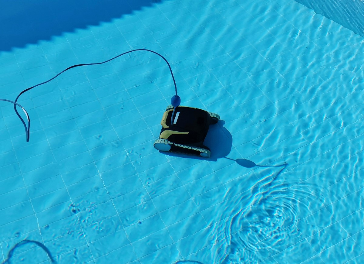 Choisir l'aspirateur de piscine idéal pour les petits bassins